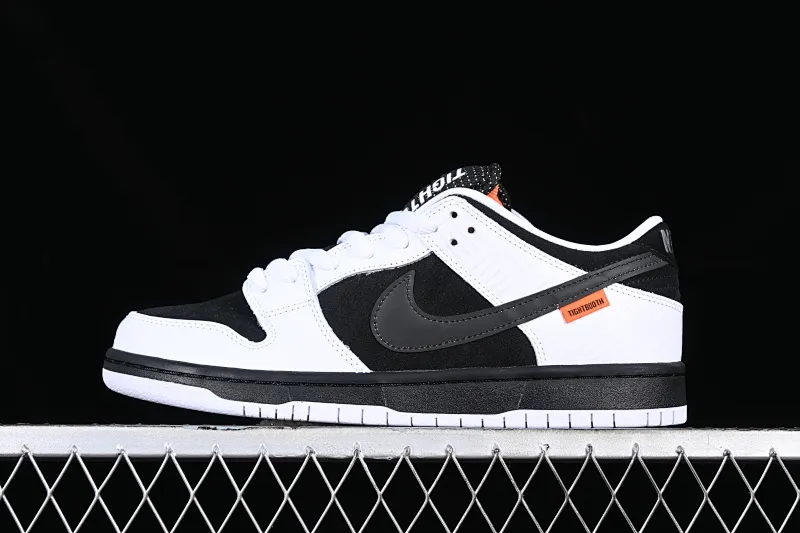All categories Nk SB Dunk series Nk SB Dunk Low low-top sneakers J version Tightbooth x Nk SB Dunk joint model Reverse Panda SB low-top casual sports skateboard shoes FD2629-100